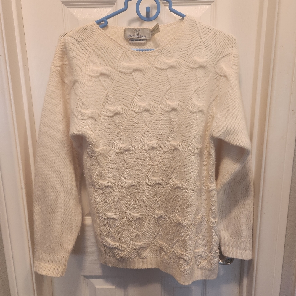 Braemar vintage lambswool blend sweater. Size s